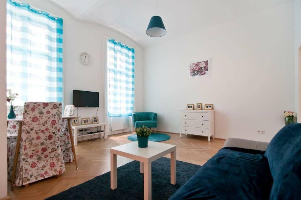 Marvelous Midtown Apartment Viyana Dış mekan fotoğraf