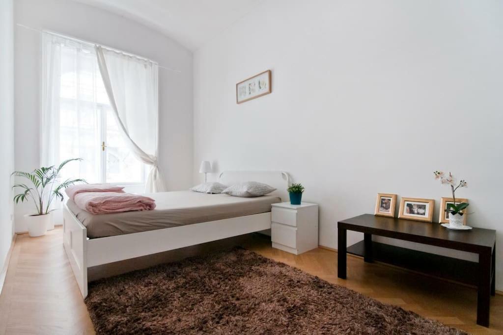 Marvelous Midtown Apartment Viyana Dış mekan fotoğraf